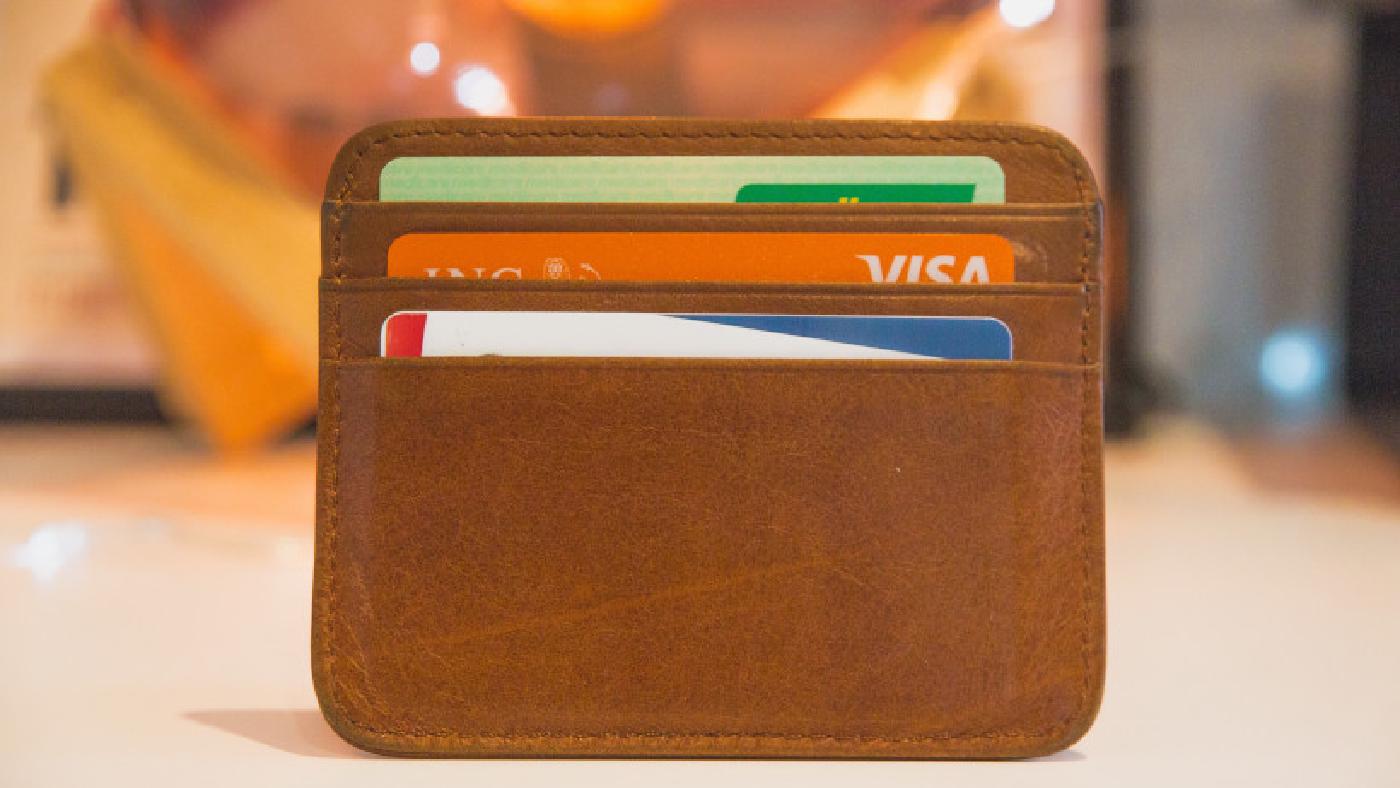 Minha experiência com o Cartão de Débito Pré-Pago: Segurança e Controle para meus pagamentos online